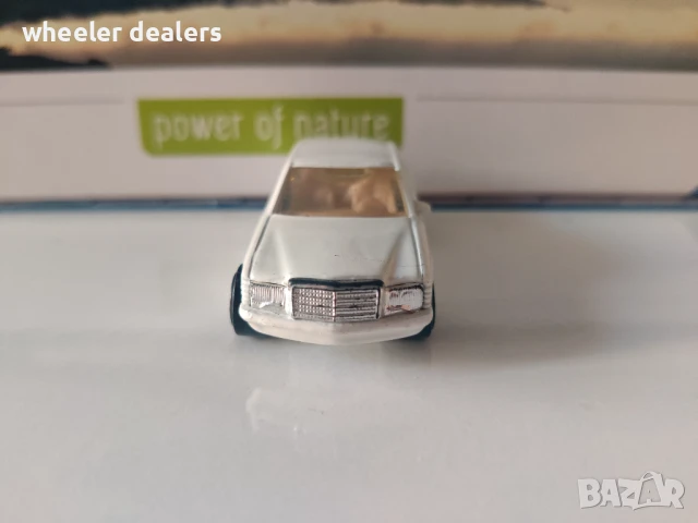 Метална количка Hot Wheels Mercedes Benz 380 SEL 1/64, снимка 8 - Колекции - 50745952