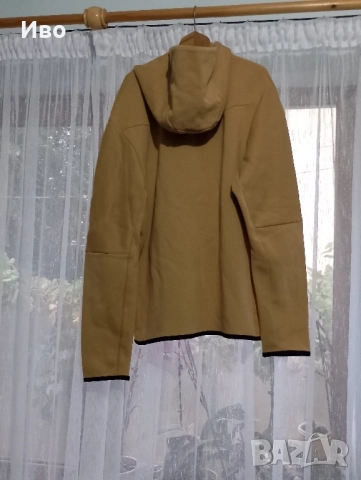 ЧИСТО НОВО горнище Niке tech fleece, снимка 14 - Спортни дрехи, екипи - 51057307