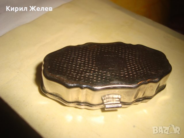 ВИНТИДЖ ЗЛАТИСТА ЛУКСОЗНА КУТИЙКА ДАМСКА 25077, снимка 4 - Други ценни предмети - 34485711