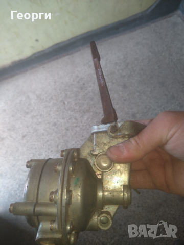 Бензинова помпа за ЗИЛ, снимка 2 - Части - 44742360