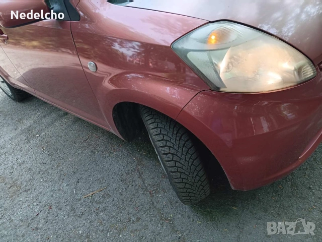 Daihatsu Sirion 2006 год., снимка 3 - Автомобили и джипове - 54351589