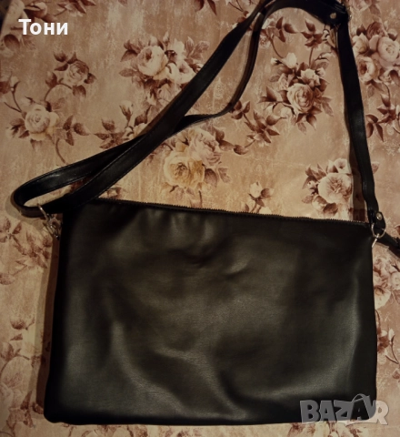 RESERVED Оригинал Нова Кожена Дамска Чанта , снимка 2 - Чанти - 52346456