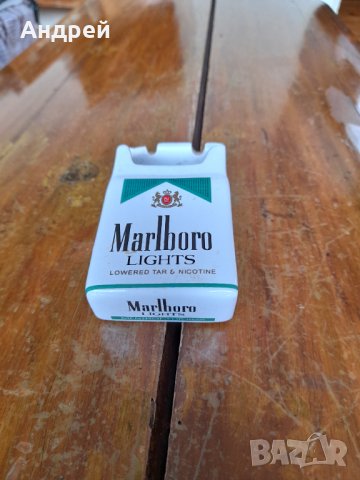 Стар пепелник Marlboro #6, снимка 2 - Антикварни и старинни предмети - 37931138