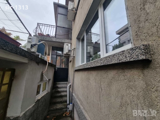 Продавам етаж от къща самостоятелен идеален Център, снимка 2 - Къщи - 52541111