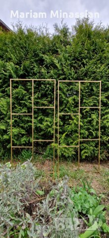 Златно пано с решетки под наем