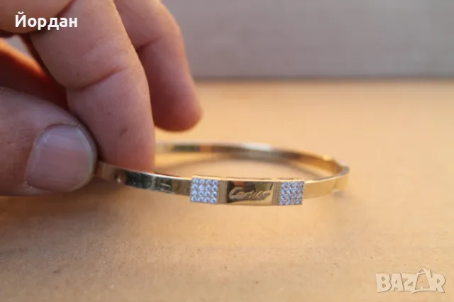 Дамска златна гривна ''Cartier'', снимка 6 - Гривни - 47902940