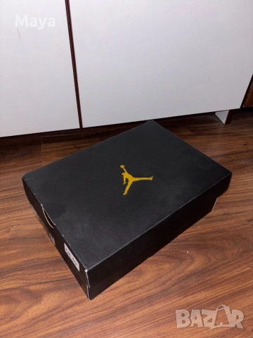 Air jordan 1 mid, снимка 4 - Кецове - 53886962