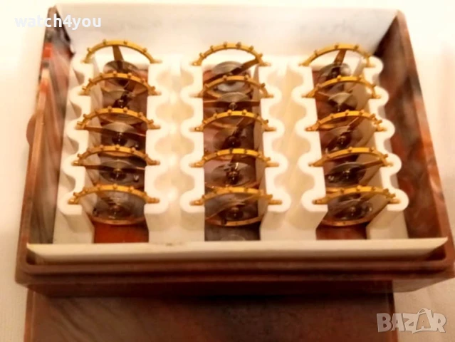 ЧАСТИ ЗА МОЛНИЯ MOLNIJA 3602 18к БАЛАНСИ,РЕМОНТОАРИ,КОРОНКИ. БАЛАНС ВОСТОК VOSTOK РАКЕТА ПОЛЕТ СЛАВА, снимка 3 - Други - 38912712