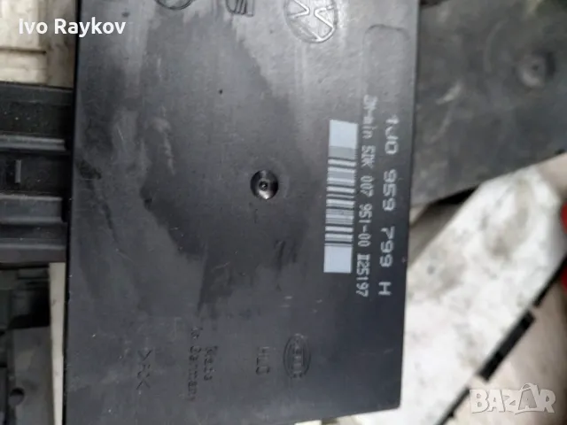 Комфорт модул VW Golf 4 (1998-2004г.) 1J0 959 799 H , 1J0959799H, снимка 4 - Части - 48993697