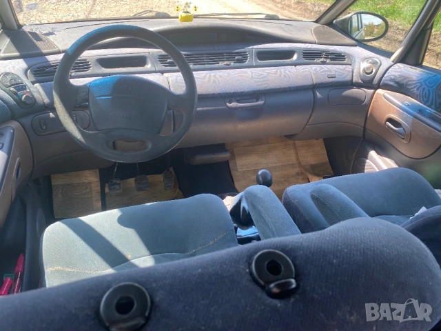 Продавам миниван Рено еспейс 3, снимка 9 - Автомобили и джипове - 53868670