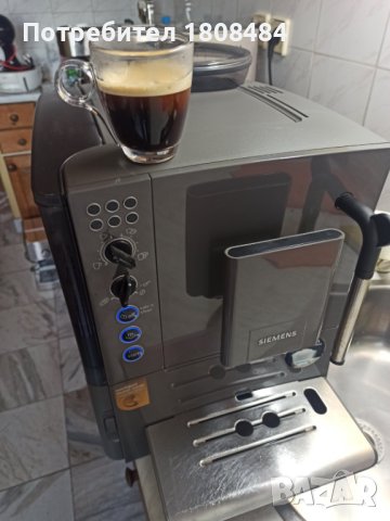 Кафеавтомат Сименс, работи отлично и прави хубаво кафе с каймак , снимка 2 - Кафемашини - 44262581