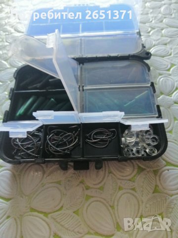 Кутия с монтажи за Шарански риболов, снимка 2 - Екипировка - 30504736