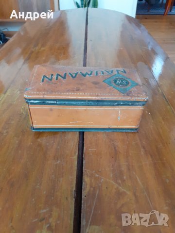 Кутия за принадлежности от шевна машина Neumann, снимка 4 - Други ценни предмети - 31388162