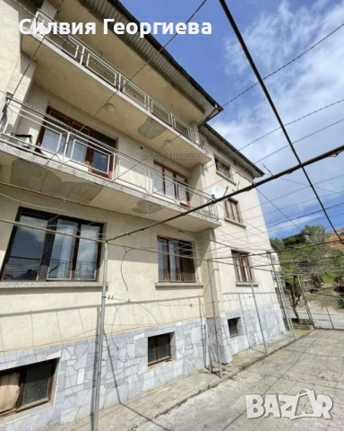 ТОП ЦЕНА - Триетажна къща в гр Симитли 