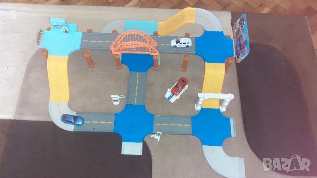 Писта с коли, снимка 7 - Коли, камиони, мотори, писти - 40388618