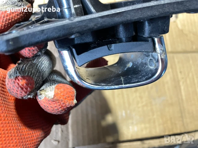 Вътрешна Дръжка Задна Дясна Врата 7P5837020 Porsche Cayenne 3.0D 92A/EG22/2012, снимка 3 - Части - 50819245