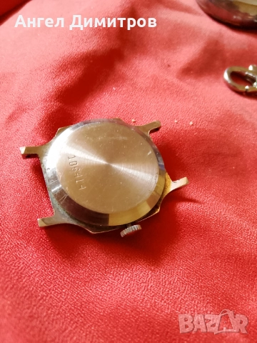 Победа ръчен часовник СССР , снимка 2 - Антикварни и старинни предмети - 51653905