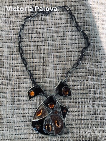 Красиво колие Холандия, снимка 2 - Колиета, медальони, синджири - 30778529