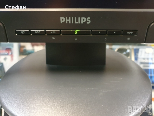 17" монитор Philips HNS8I70T В отлично техническо и визуално състояние., снимка 2 - Монитори - 51983885