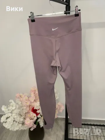 Оригинален клин на Nike, снимка 12 - Клинове - 50257583