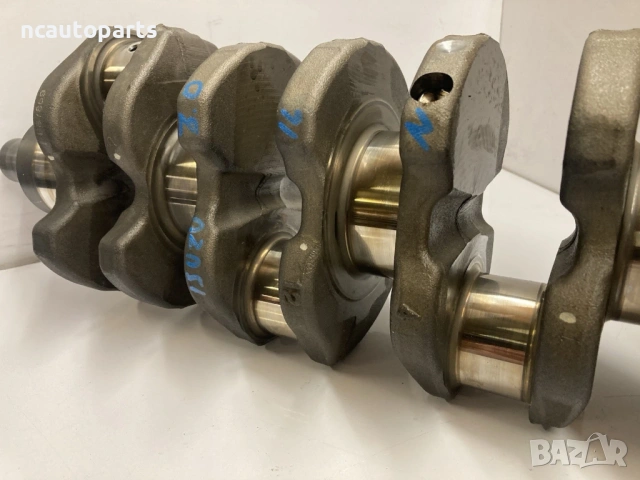 Коляно вал за Isuzu Forward N75 150L 3.0 дизел 4JJ1TC B87869 P772 2016, снимка 4 - Части - 54190107