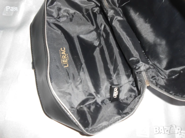 Козметична чанта LIERAC, снимка 10 - Чанти - 50698795