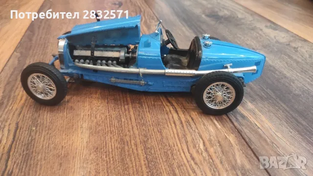 колекционерска метална количка мащаб 1/18, снимка 5 - Колекции - 49980823