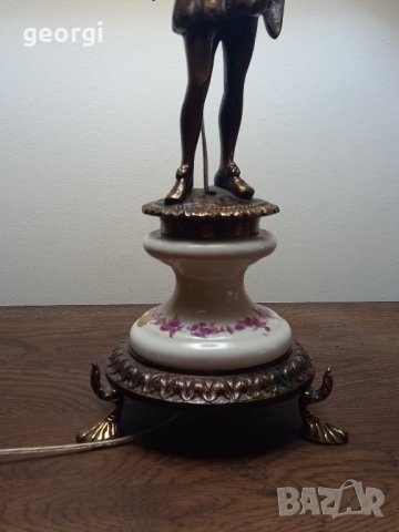 италианска ретро бронзова настолна лампа , снимка 18 - Настолни лампи - 44327235
