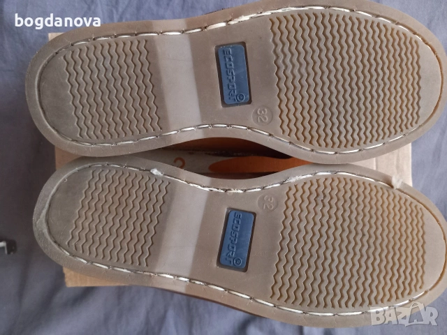 Затворени детски обувки от естествена кожа, снимка 12 - Детски обувки - 53998452