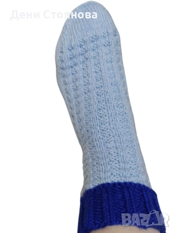 Ръчно плетени вълнени чорапи, снимка 6 - Дамски чорапи - 50031721