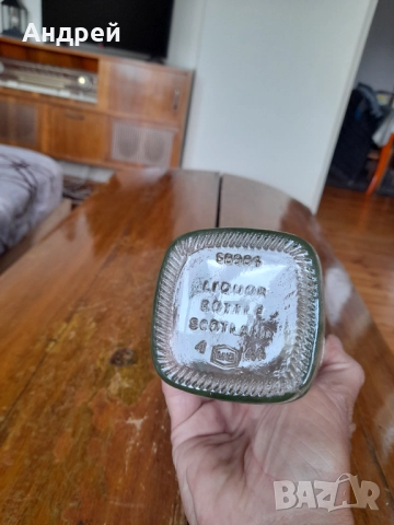 Стара бутилка Johnnie Walker #2, снимка 6 - Други ценни предмети - 51979058