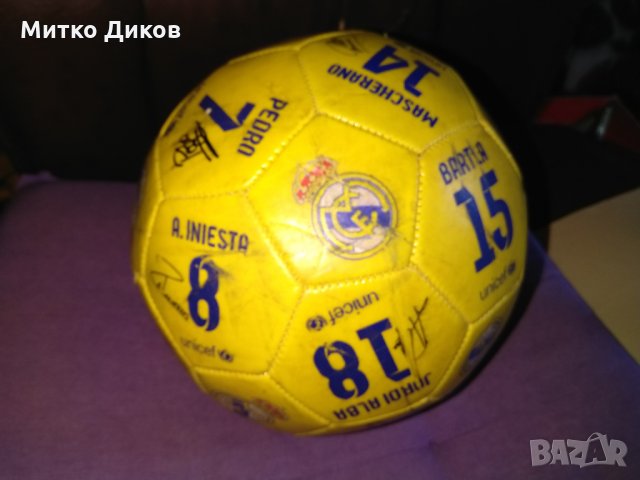 Топка подписана принт Барселона сезон 2013-14, снимка 7 - Футбол - 31904595