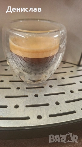 Кафеавтомат/Кафемашина Jura Impressa E55, снимка 2 - Кафемашини - 53980760