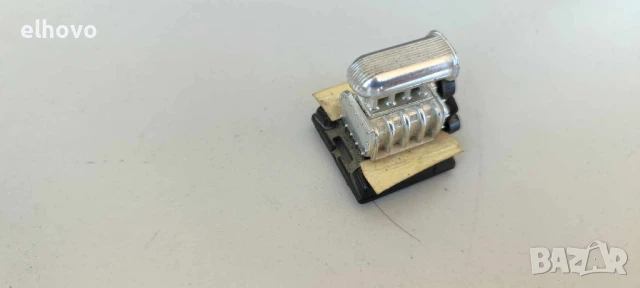 Метална количка Road Legends 1957 Chevrolet Corvette Gasser 1:18, снимка 8 - Колекции - 50559652