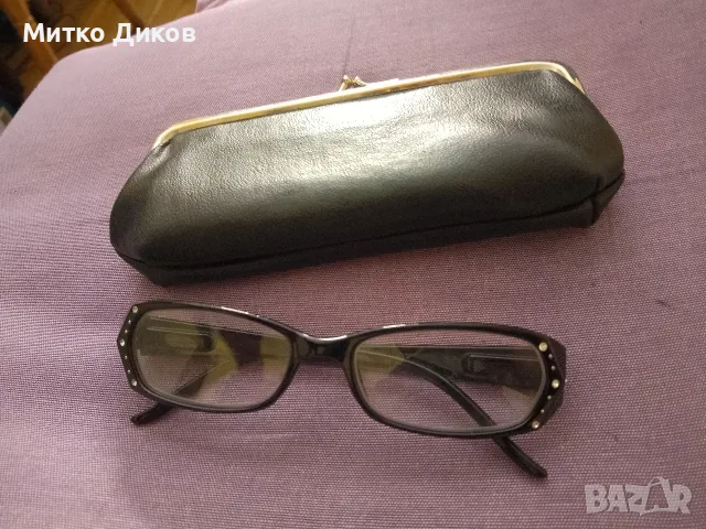 очила маркови с кутия .....с диоптер +1,за компютър 0-0 и два броя рамки нови маркови Dacchi...i oth, снимка 16 - Слънчеви и диоптрични очила - 55836717