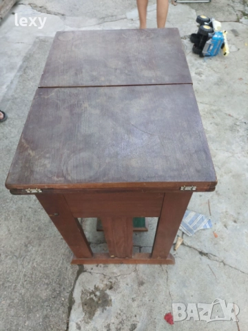 Продавам шевна машина „Панония“ – работеща, снимка 5 - Други ценни предмети - 51648960