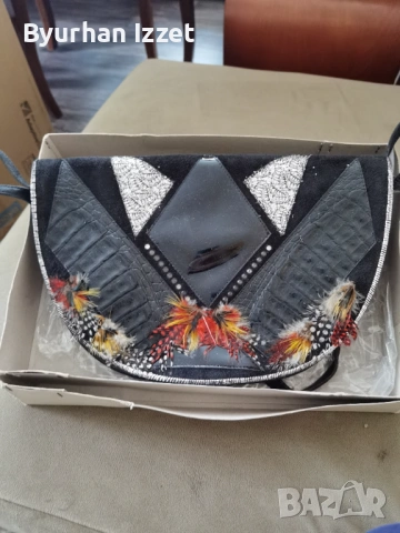 Дамска чанта тип клъч