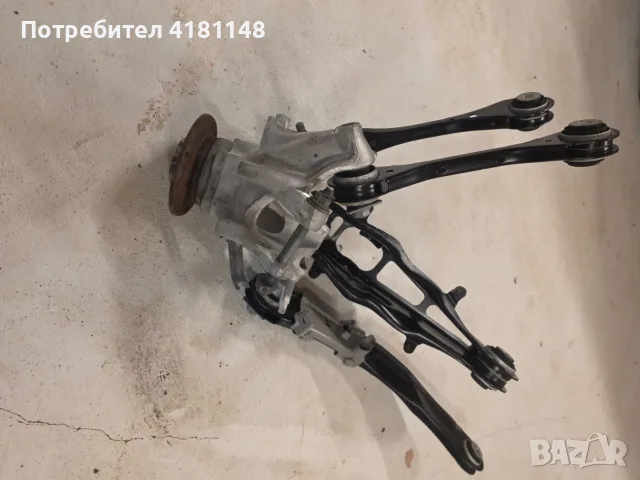 BMW/БМВ IX/ИХ I20/И20 задна лява главина с носачи .