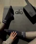 ЧОРАПИ ALO YOGA, снимка 12