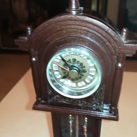 taiwan made clock-бакелит/антик, снимка 4 - Колекции - 29161944