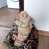 Стара руска кукла в народна носия, снимка 1 - Колекции - 44397949