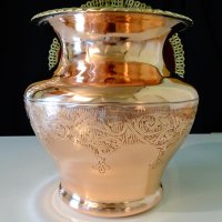 Медна ваза,делва 1.2 кг. , снимка 3 - Антикварни и старинни предмети - 40777068