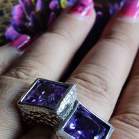 Интересен сребърен пръстен с Пурпурни Аметисти, снимка 12 - Пръстени - 38105772