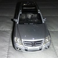 Mercedes-Benz GLK-Class Bburago 1:32, снимка 6 - Колекции - 39263343