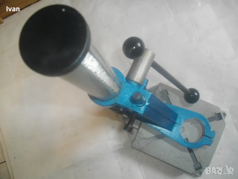 НОВА НЕМСКА СТАРО КАЧЕСТВО АЛУМИНИЕВА ПРОФИ ОРЕБРЕНА СТОЙКА ЗА БОРМАШИНА WABECO 1885 GERMANY ХОД60мм, снимка 1