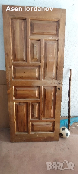  Входна врата от орех , снимка 1