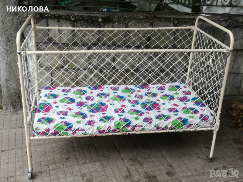 Детско легло-кошара с матрак, снимка 1