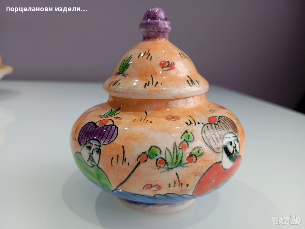 Порцеланова стара красива захарница буркан маркирана , снимка 1