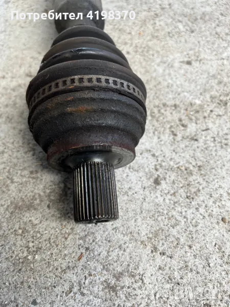 Полуоска предна Фолксваген Голф 5 VW Golf, снимка 1