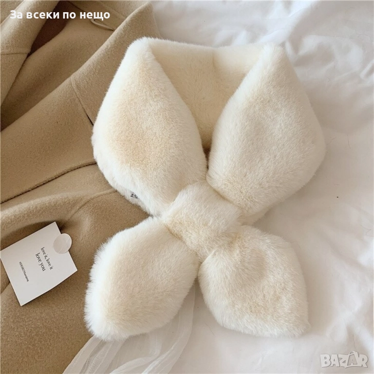 Пухкав дамски шал, имитиращ заешка кожа, снимка 1